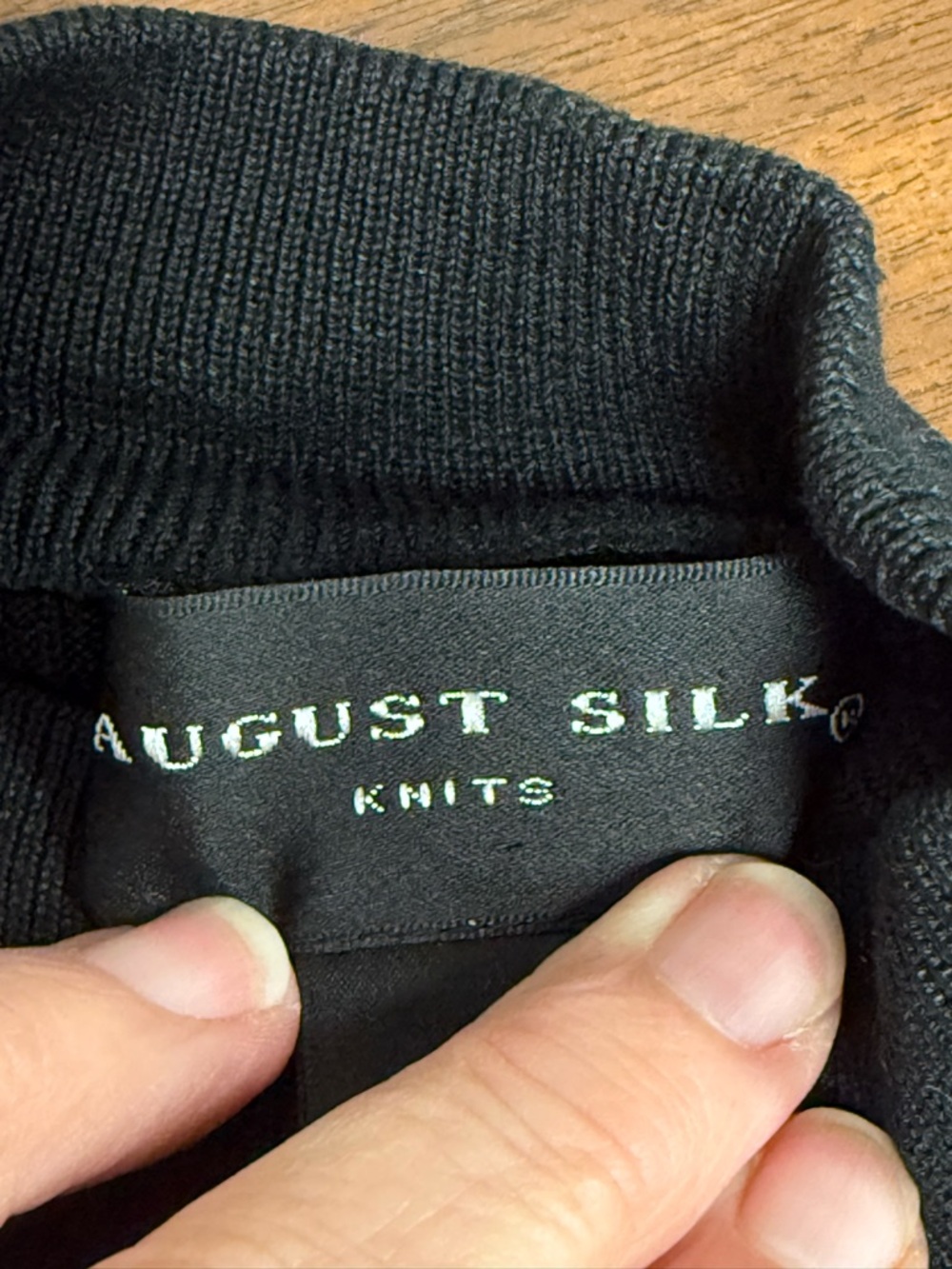 Augusta Silk Black Ribbed Turtleneck Sweater 100% Silk Fitted Medium Chic - Picture 7 of 10